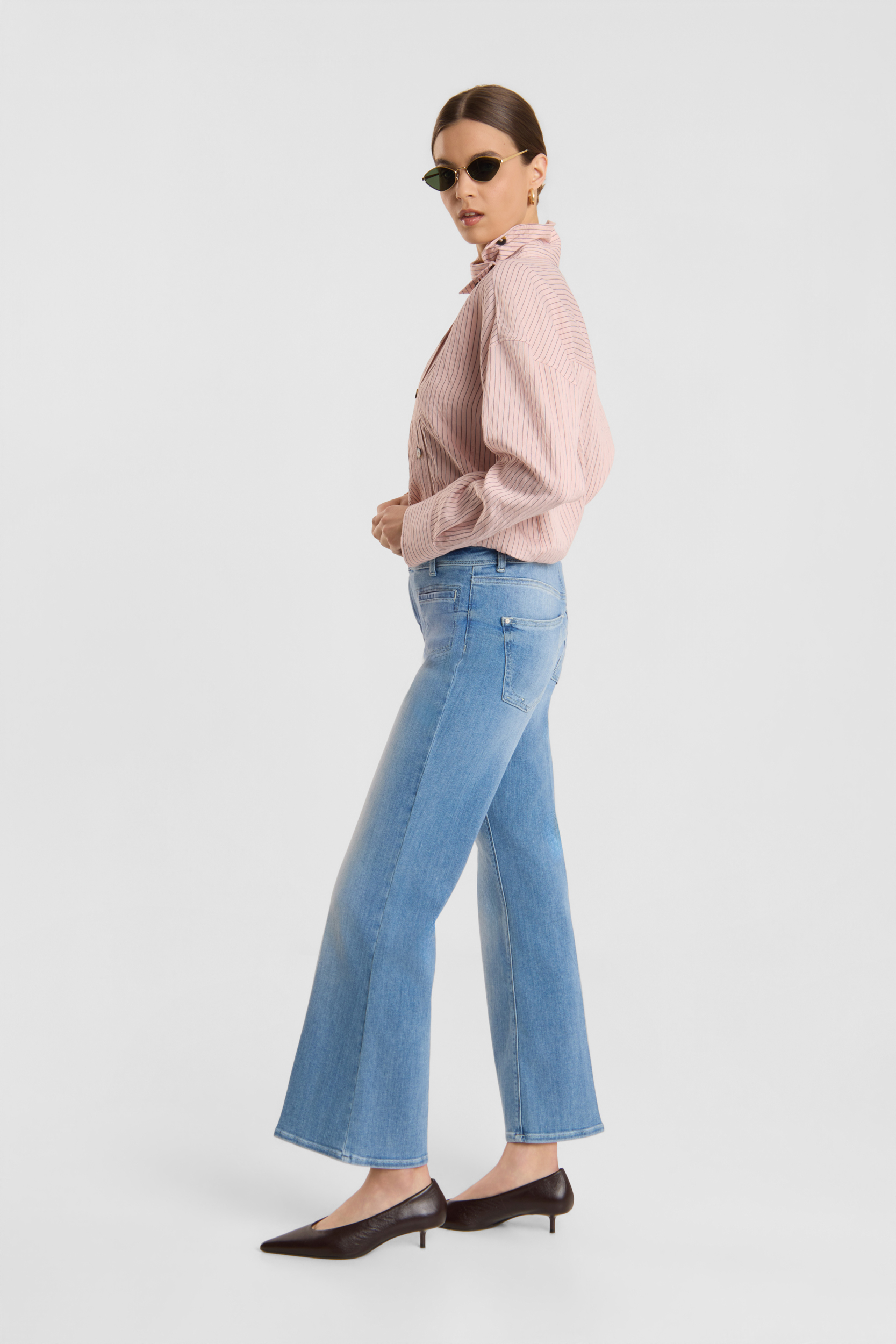 Nella 7/8